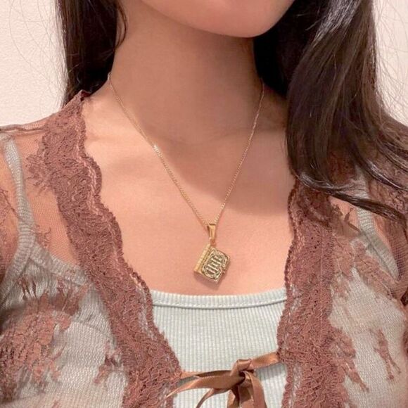 SALE 18k Stamped Gold Filled Elegant Book Lover Pendant Necklace - Picture 6 of 10